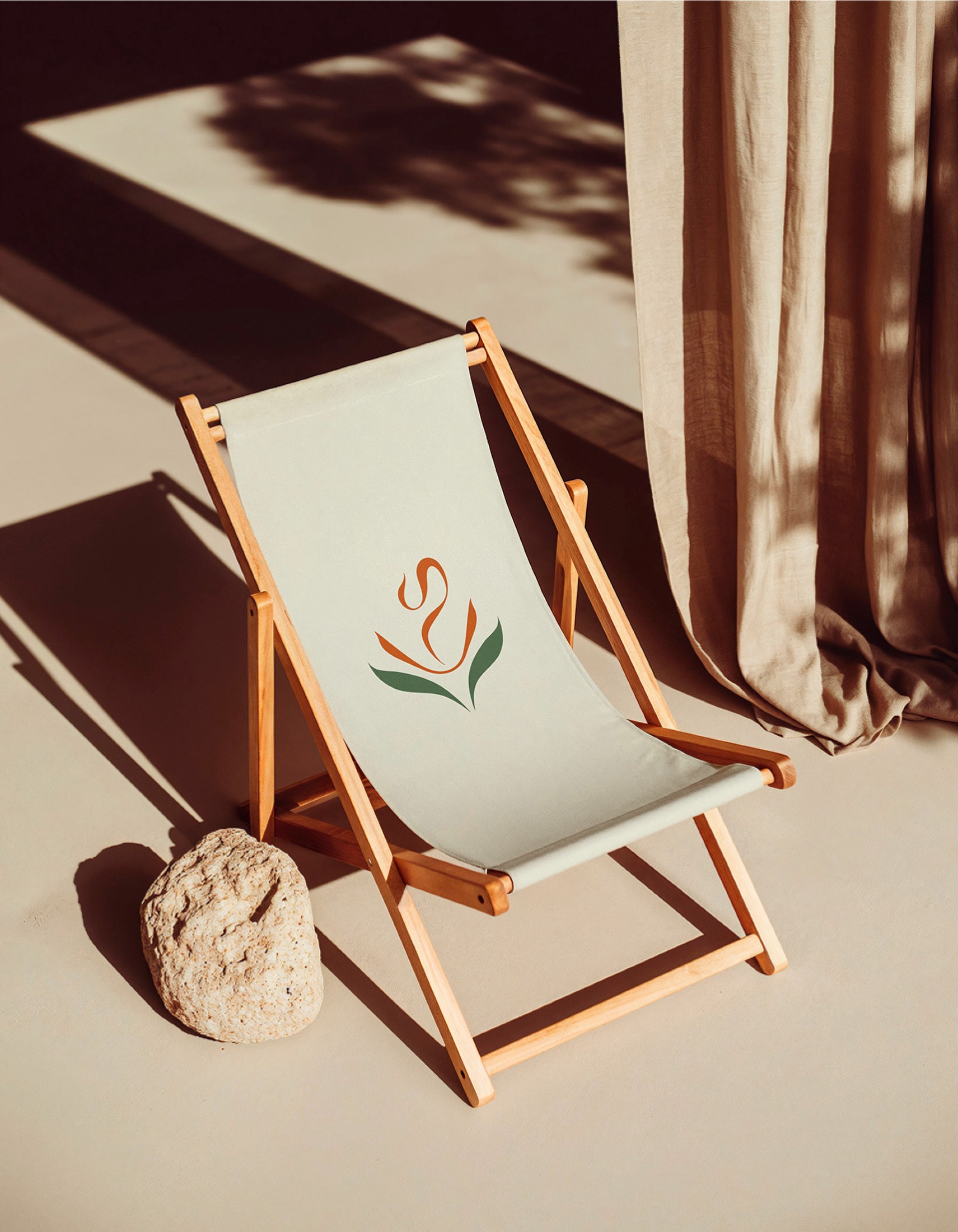 Eviza Vibes: branded deck chair — Portfolio visual / Scarlet Royal