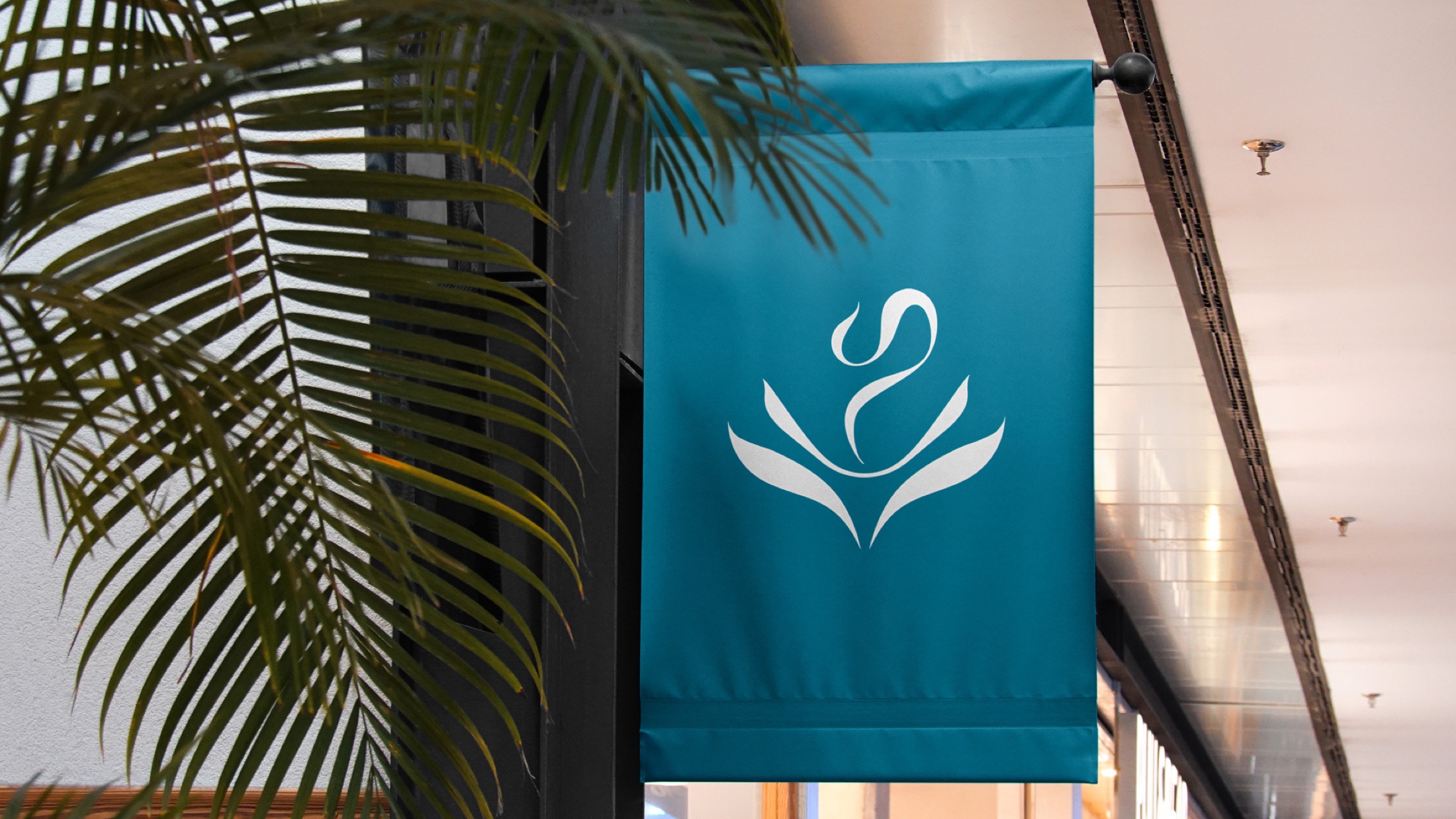 Eviza Vibes: hanging banner — Portfolio visual / Scarlet Royal